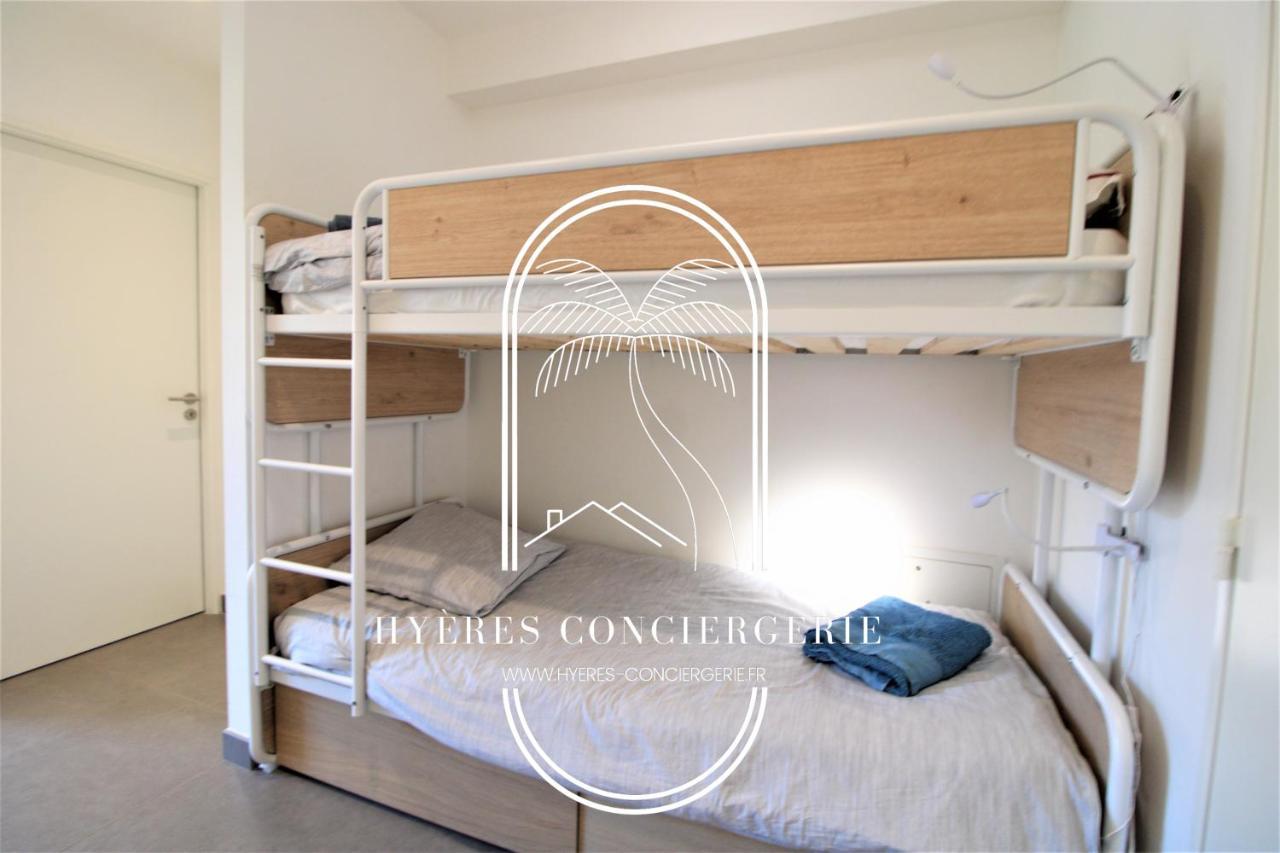 Villa Antoine Appartement Rdj Vue Mer Clim Wifi Parking Plage 50M La Garonne Le Pradet Eksteriør billede