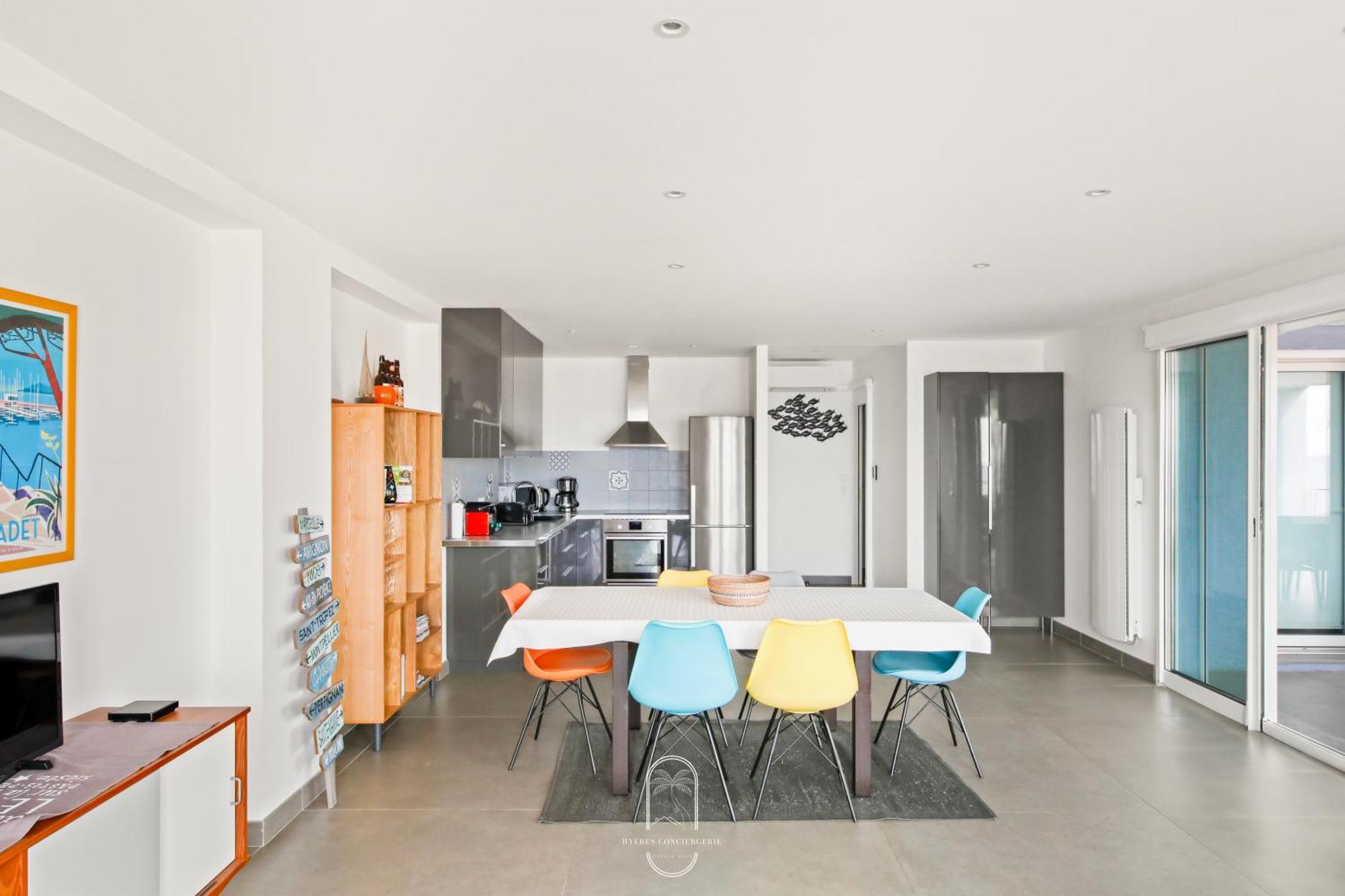 Villa Antoine Appartement Rdj Vue Mer Clim Wifi Parking Plage 50M La Garonne Le Pradet Eksteriør billede