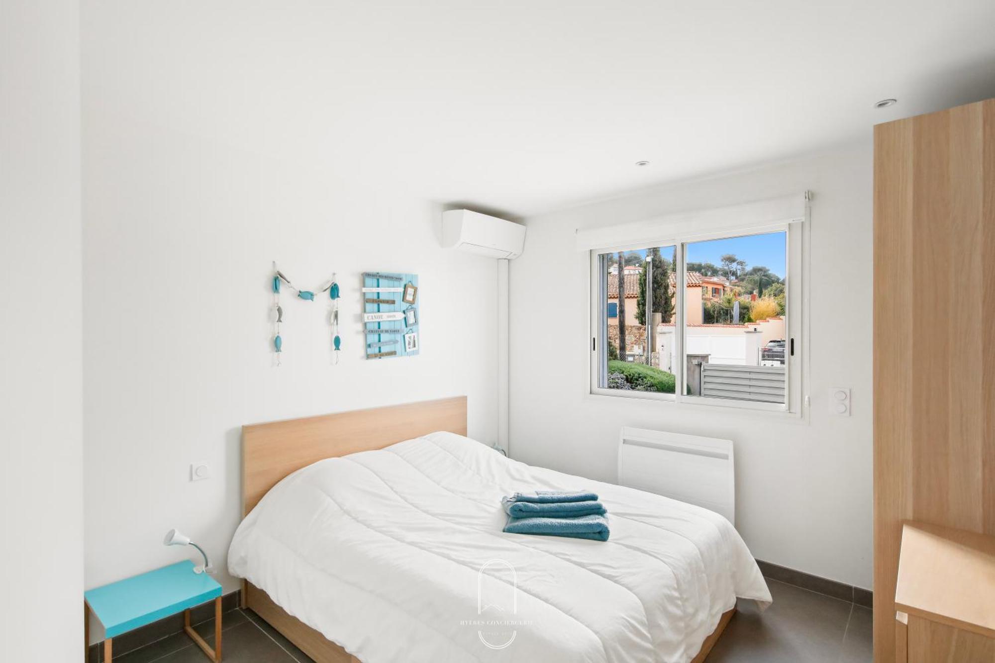 Villa Antoine Appartement Rdj Vue Mer Clim Wifi Parking Plage 50M La Garonne Le Pradet Eksteriør billede