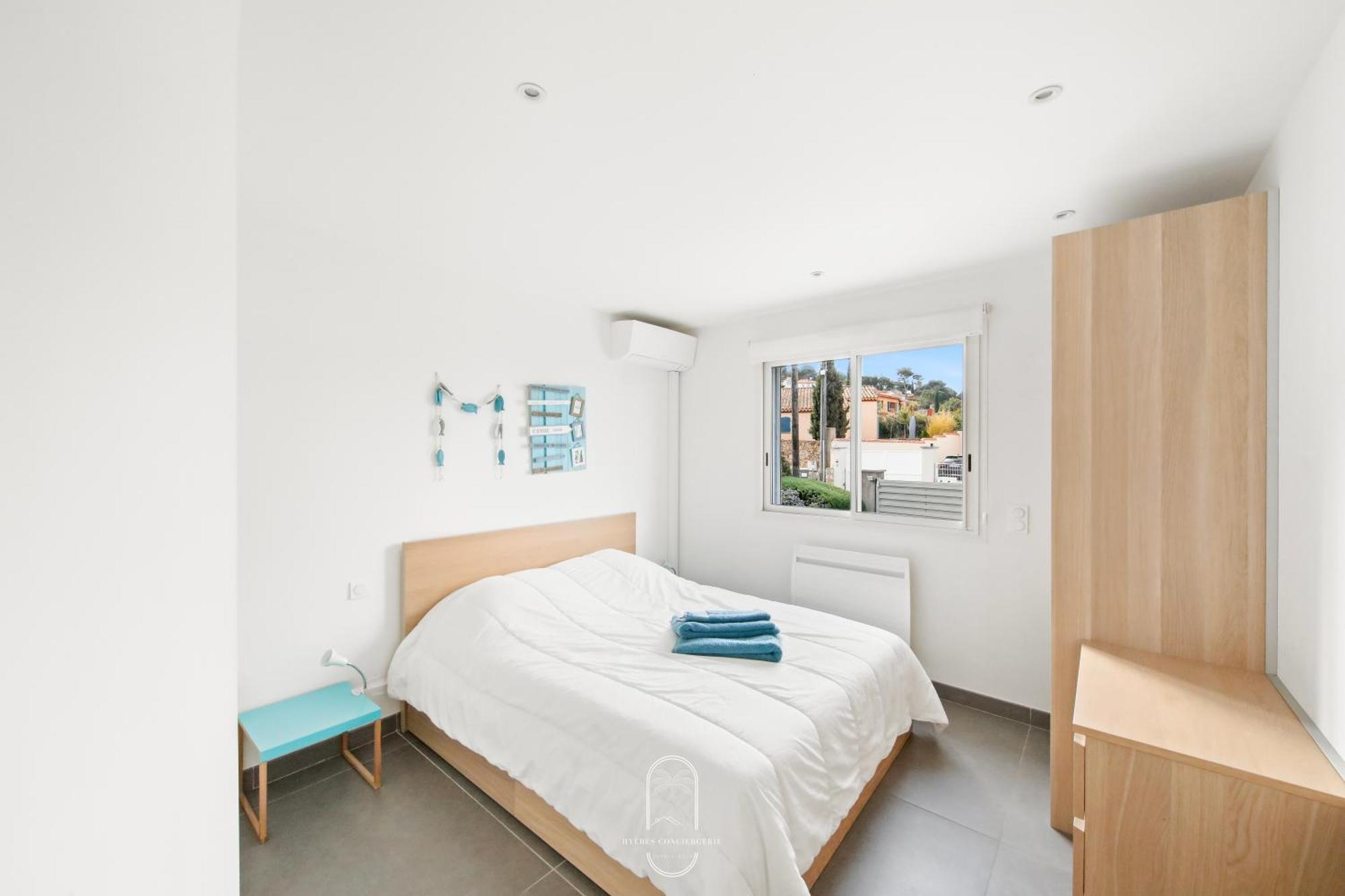 Villa Antoine Appartement Rdj Vue Mer Clim Wifi Parking Plage 50M La Garonne Le Pradet Eksteriør billede